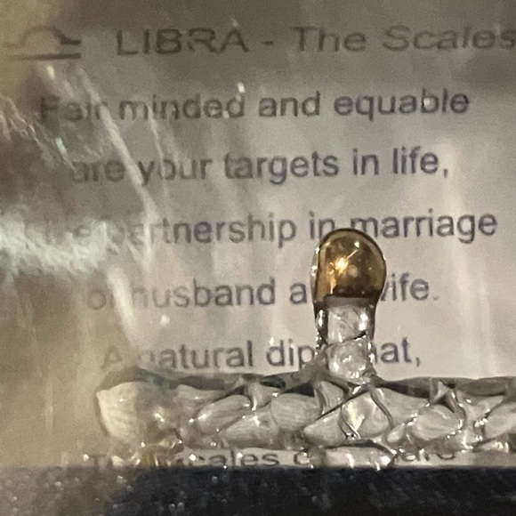 New Hand Sculpture 22KT Gold Libra-The Scales - Picture 3 of 4